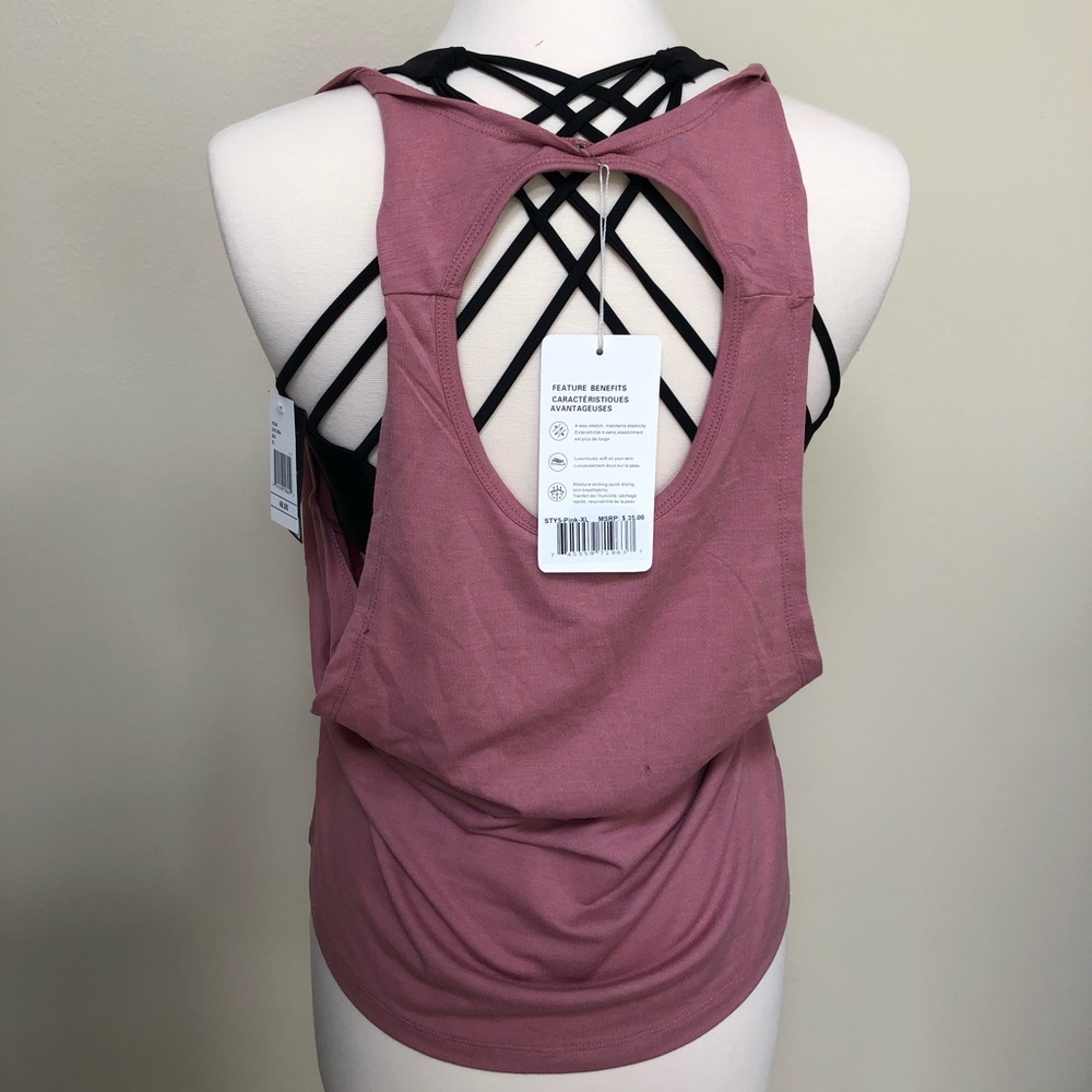 NWT the free yoga workout top
